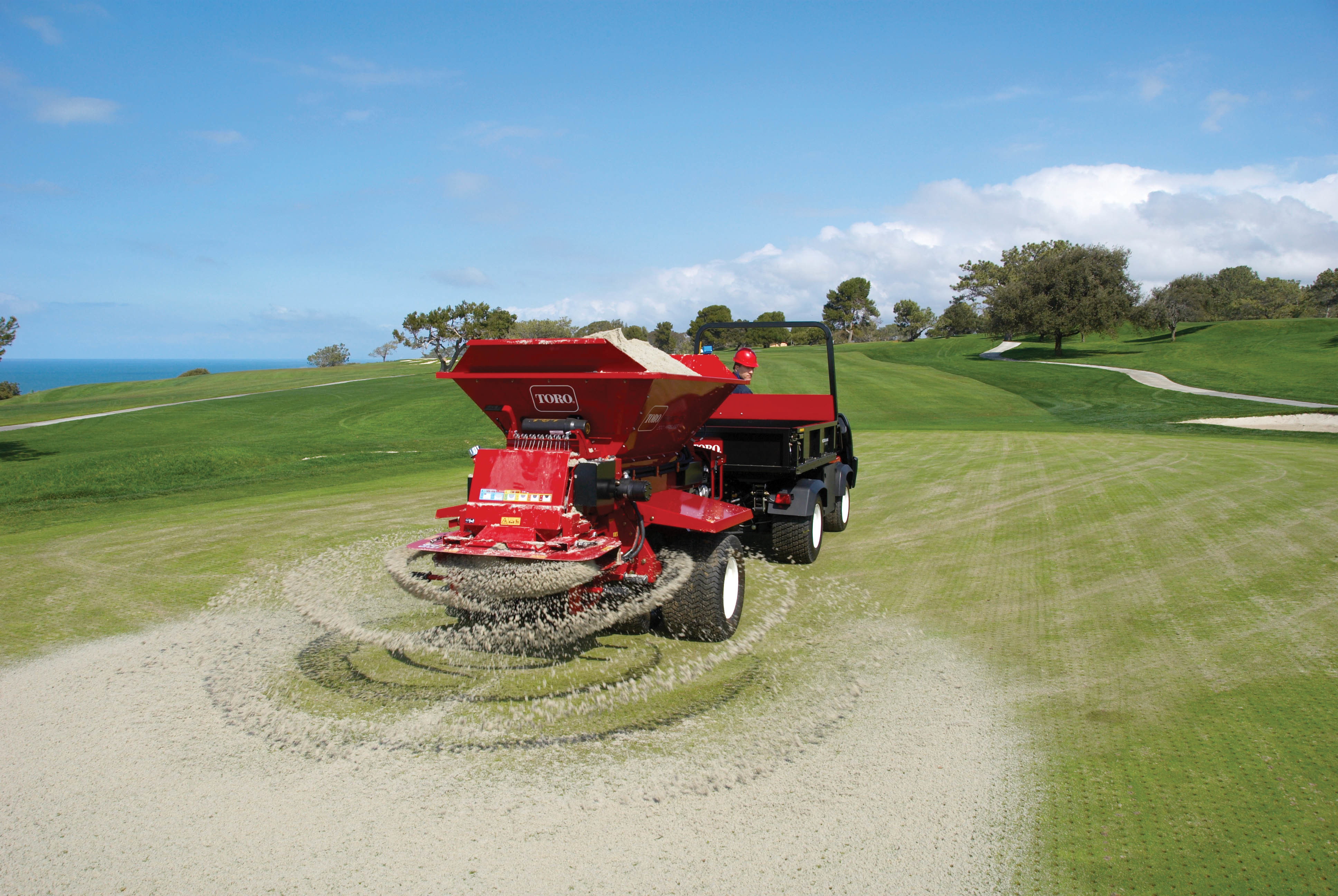 TORO_propass200_trailer_50.jpg
